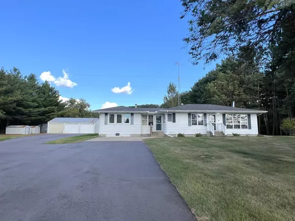 N5436 16th Avenue, Mauston, WI 53948