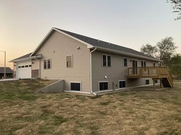 Arena, WI 53503,410 Mourning Dove Court