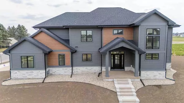 904 Westbridge Court, Waunakee, WI 53597