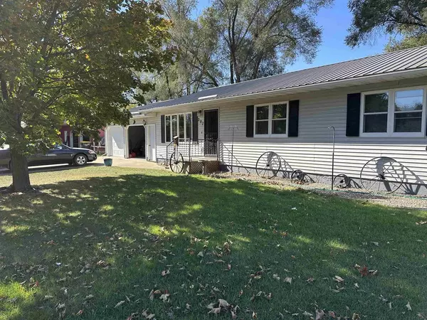 207 N State Street, Prairie Du Chien, WI 53821