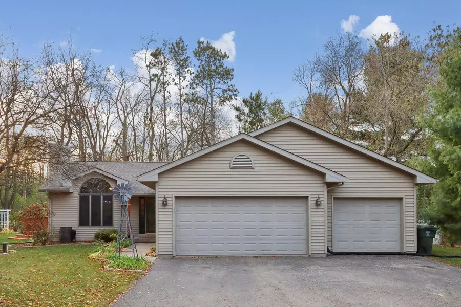 9133 N Dix Drive, Milton, WI 53563