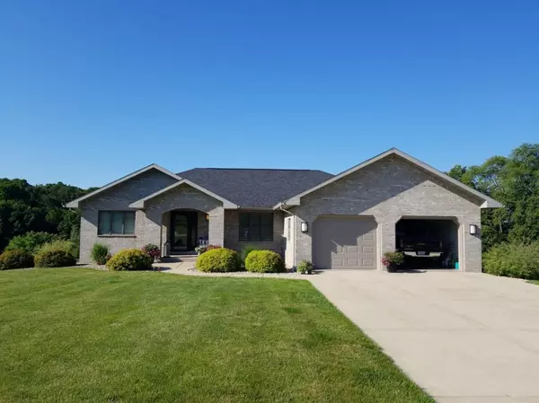 W4519 Forest Ridge Drive, Monroe, WI 53566