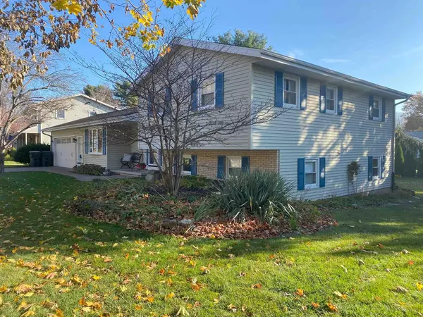 Sun Prairie, WI 53590,725 Pilgrim Trail