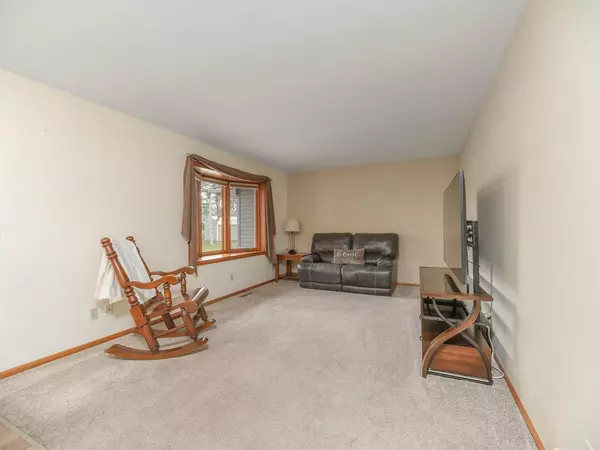 Beaver Dam, WI 53916,705 Lake View Circle