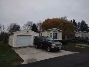 W211N11789 Hilltop Circle, Germantown, WI 53022