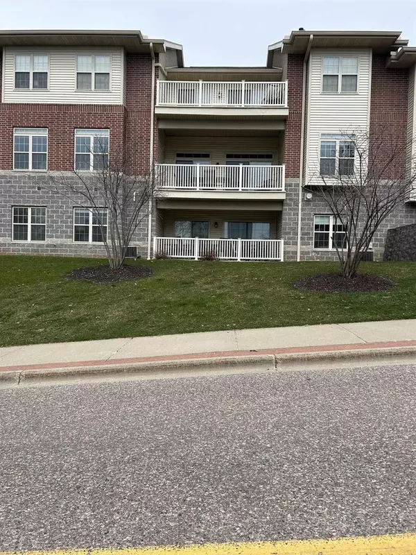 Wisconsin Dells, WI 53965,670 E Lake Avenue #102