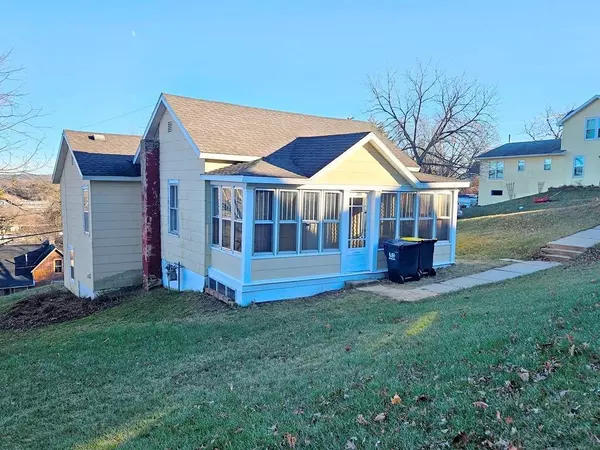 Elroy, WI 53929,302 Academy Street