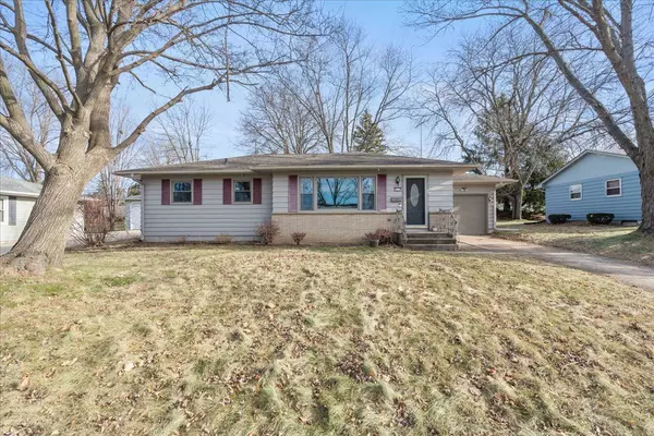 5112 Spaanem Avenue, Madison, WI 53716