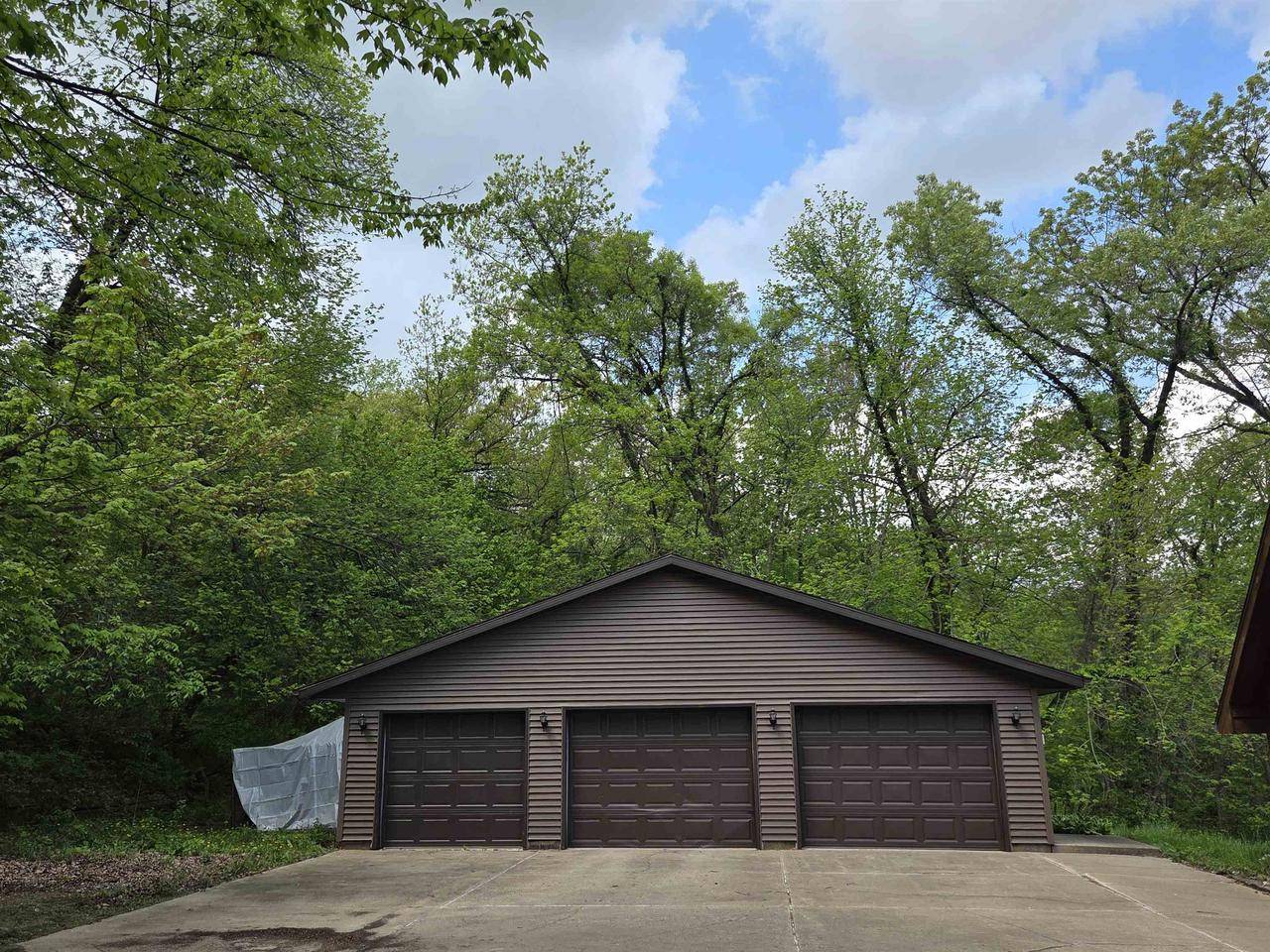 Arena, WI 53503,7409 Timberline Trail