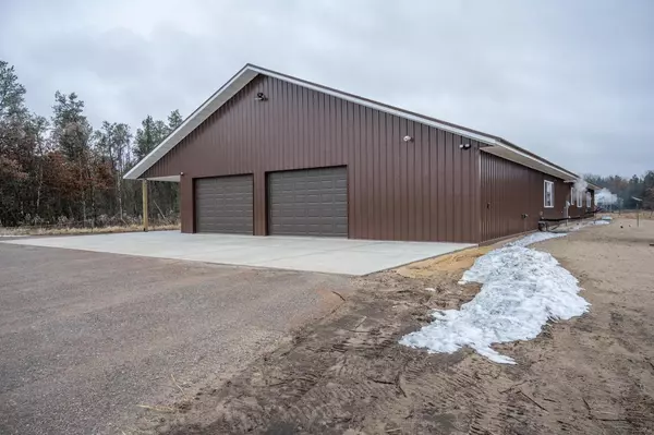 Necedah, WI 54646,N14965 Pine Lane