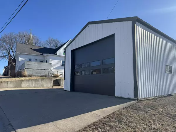 Mineral Point, WI 53565,407 Ridge Street