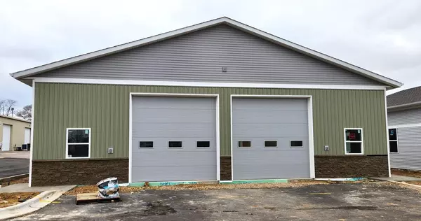 Windsor, WI 53598,6580 Lake Road #109