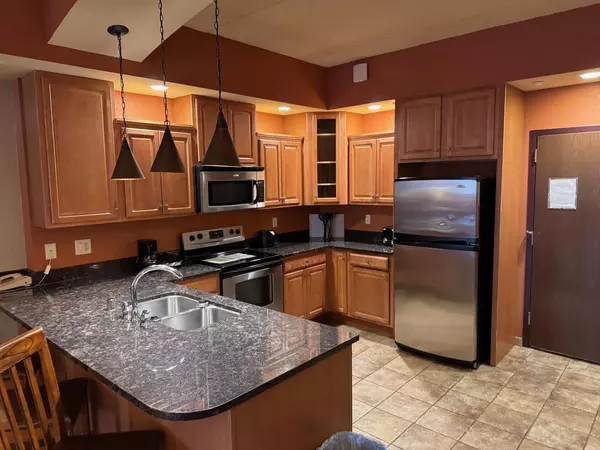 Wisconsin Dells, WI 53965,2411 RIVER Road #2232