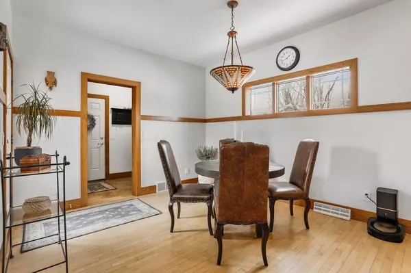 Sun Prairie, WI 53590,1698 Don Simon Drive