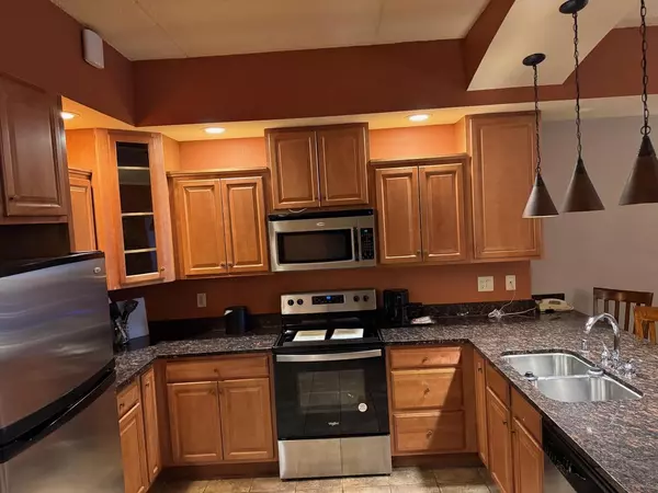 Wisconsin Dells, WI 53965,2411 RIVER Road #2233