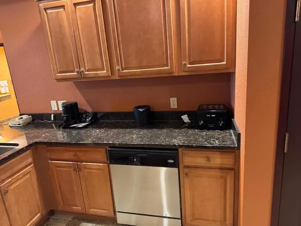 Wisconsin Dells, WI 53965,2411 RIVER Road #2242