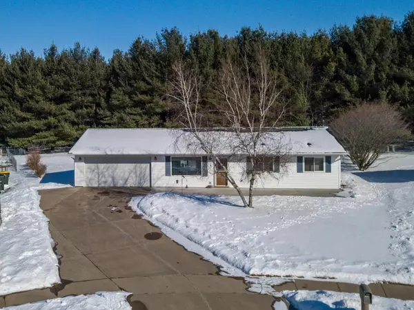 942 Jacob Circle, Reedsburg, WI 53959