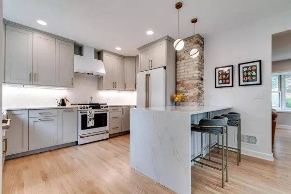 Madison, WI 53705,910 Columbia Road