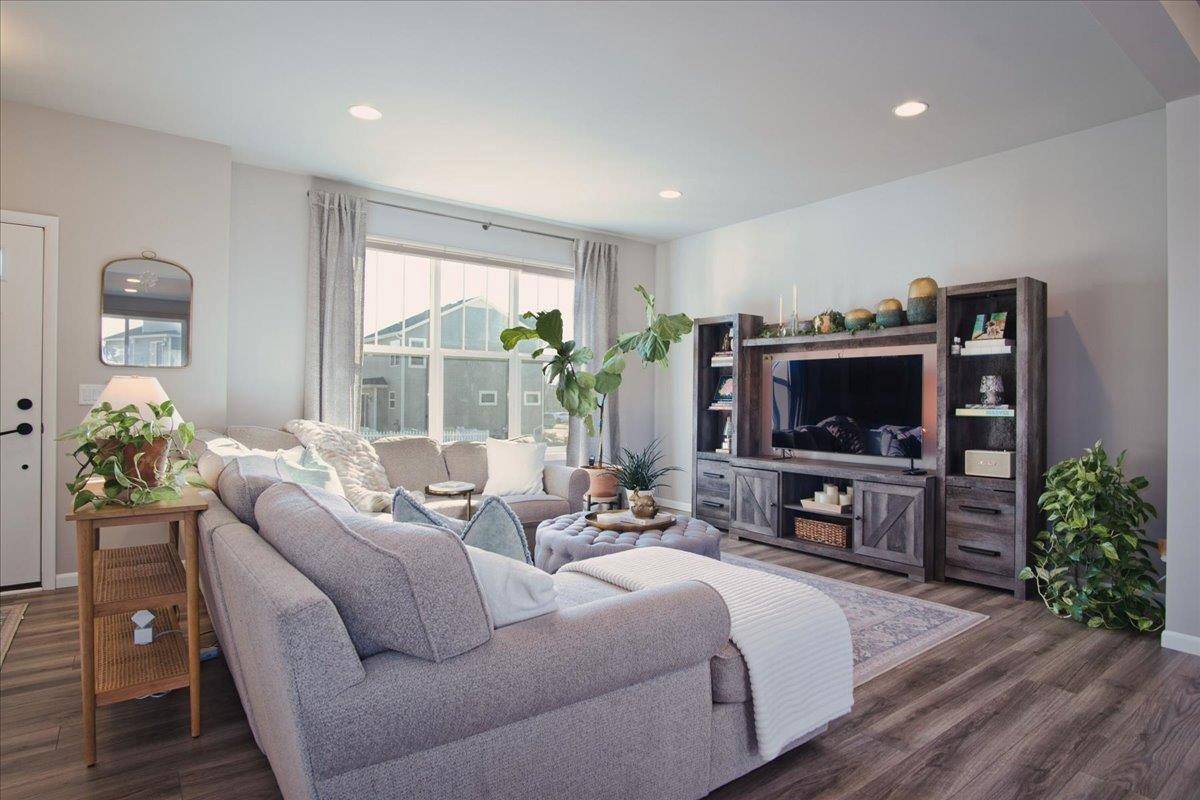 Madison, WI 53718,5930 Carter Moon Pass