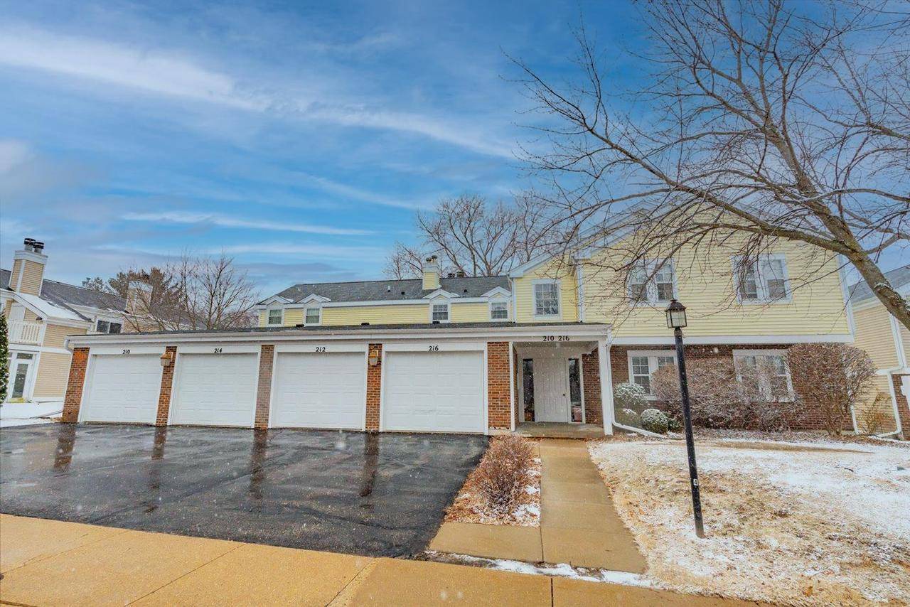 210 S High Point Road, Madison, WI 53717