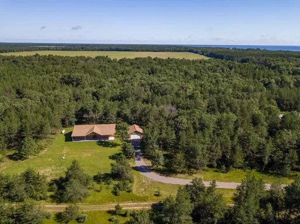 Necedah, WI 54646,N11179 17th Avenue