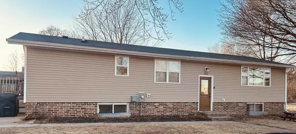 308 Sherman Street, Mauston, WI 53948