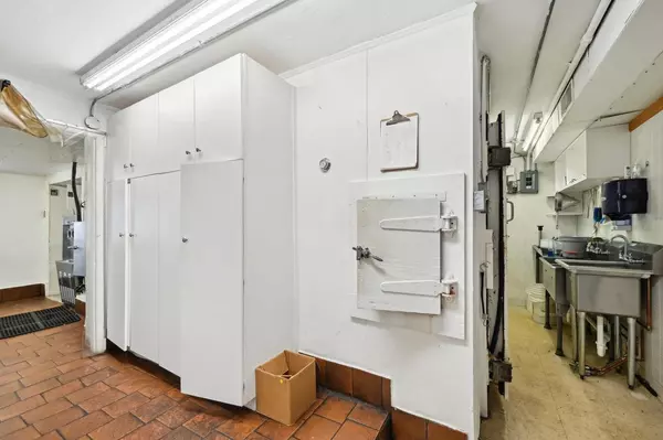 916 Madison Avenue Fort Atkinson, WI 53538