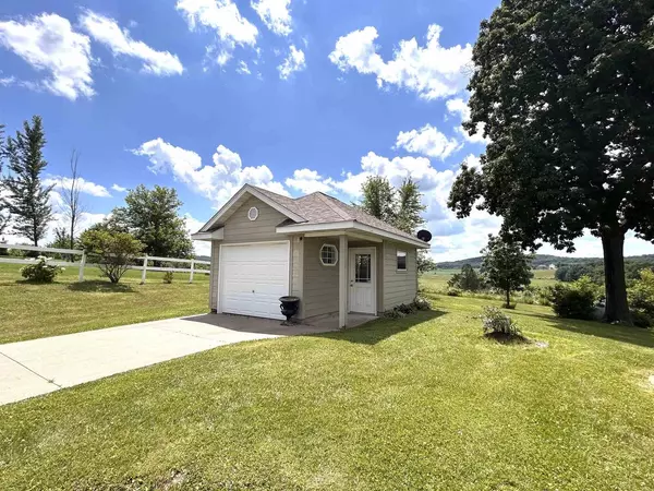 Tomah, WI 54660,25621 Honeycut Avenue