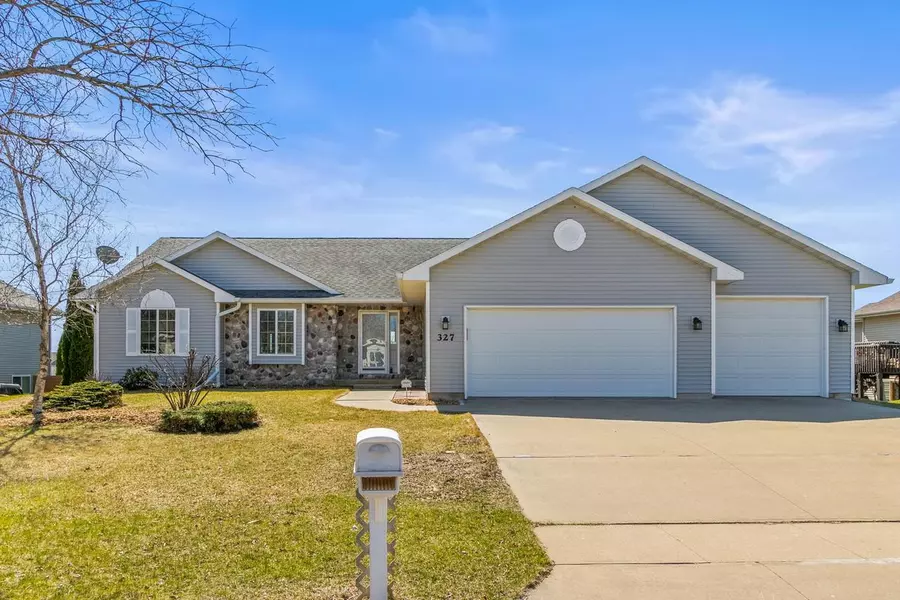 327 Country Clover Drive, Deforest, WI 53532