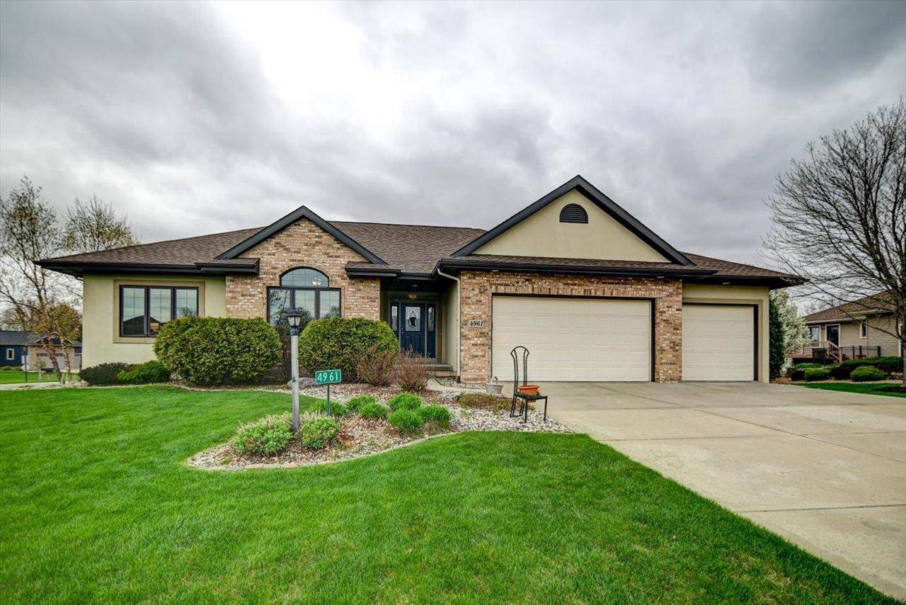 4961 Meadow Side Lane, Waunakee, WI 53597