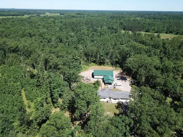 1656 Czech Drive, Friendship, WI 53934