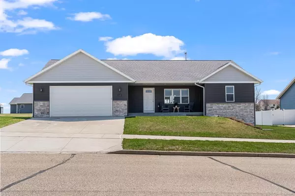 2128 Cambridge Court, Reedsburg, WI 53959