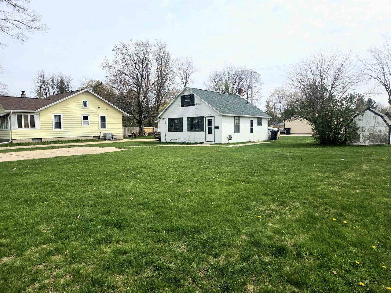 2233 Adel Street, Janesville, WI 53546
