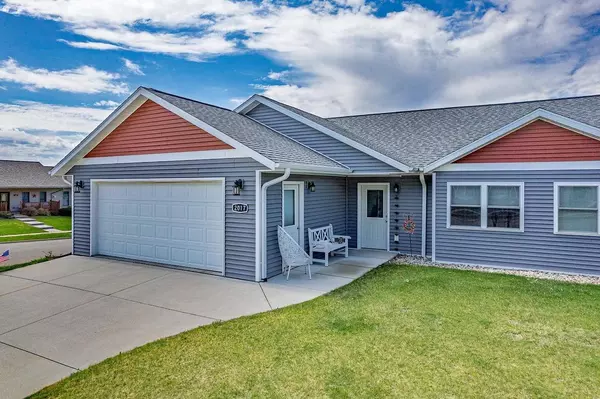 2017 Retzlaff Drive, Reedsburg, WI 53959