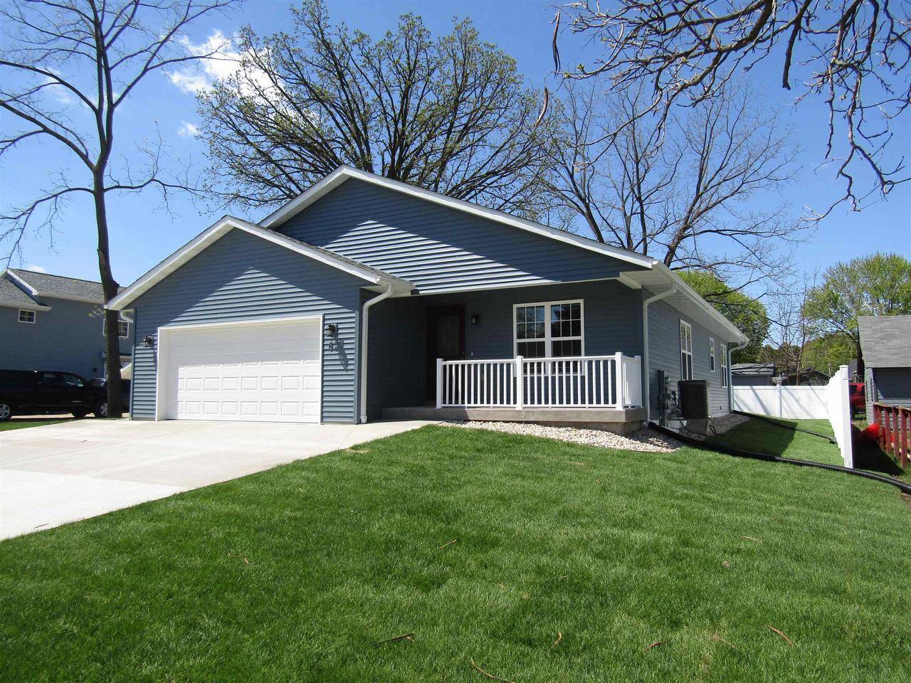 627 N Pearl Street, Janesville, WI 53548