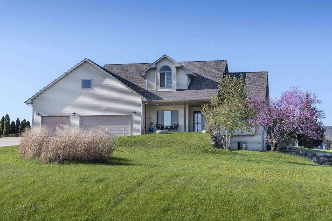 W5990 Friedel Road, Fort Atkinson, WI 53538
