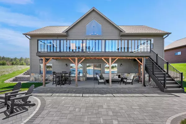 W5778 Island View Drive, New Lisbon, WI 53950