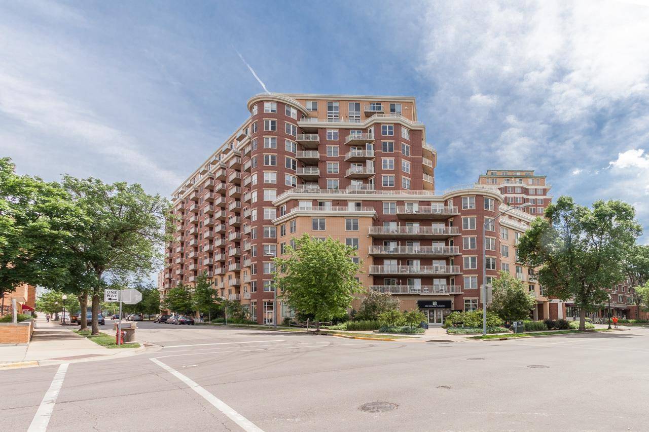 360 W Washington Avenue #1412, Madison, WI 53703