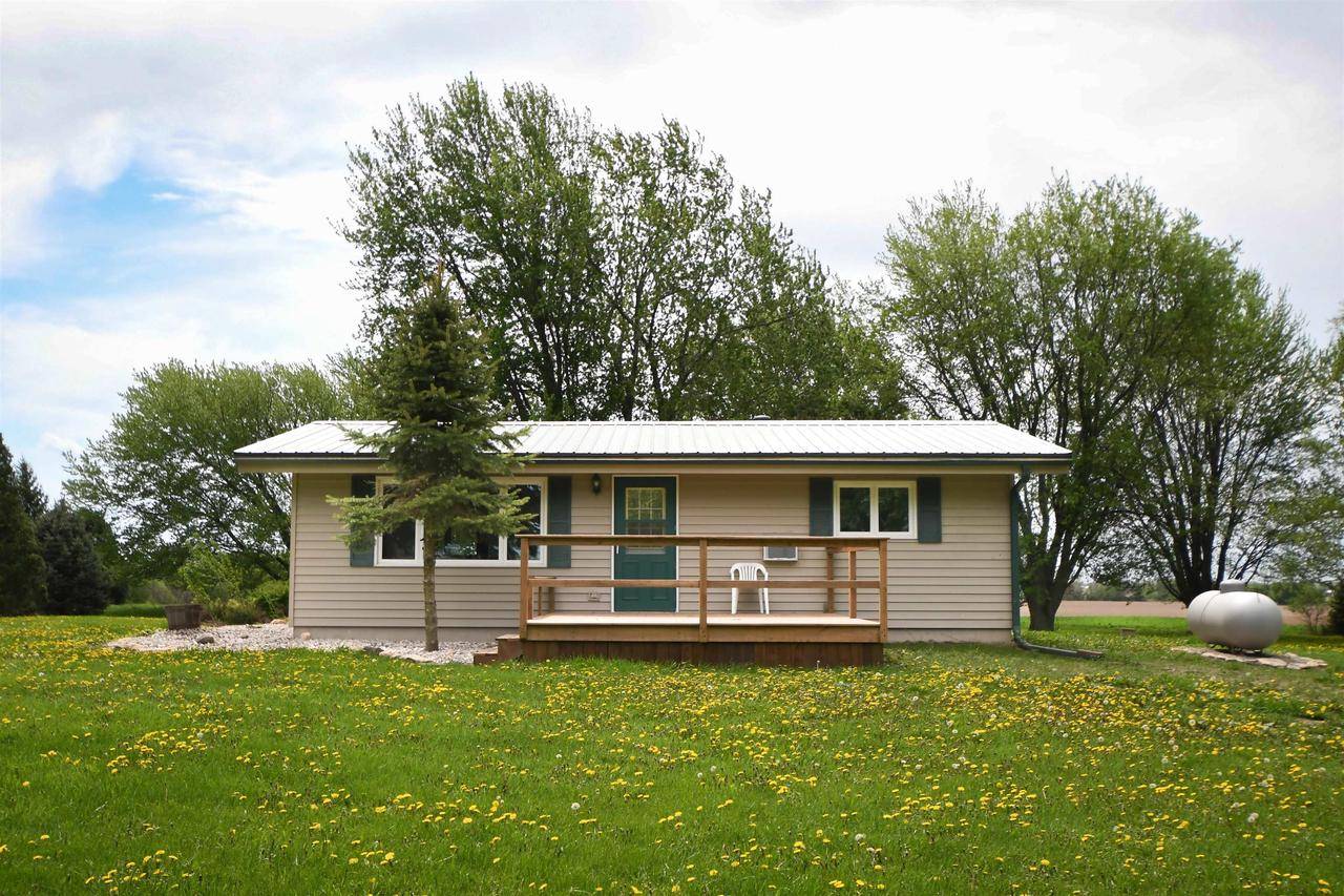 W13414 Liner Road, Brandon, WI 53919