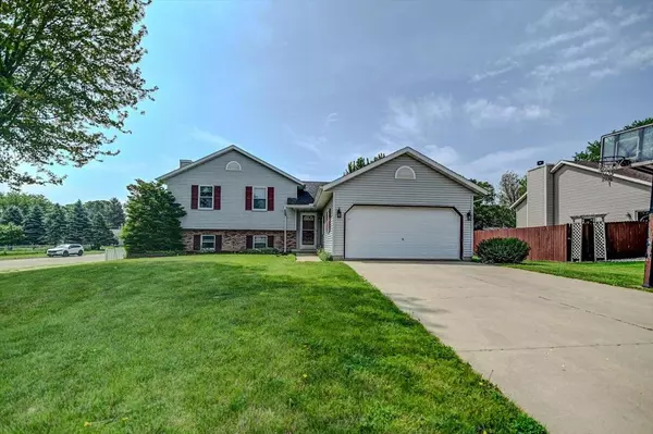 182 Ames Street,  Oregon,  WI 53575