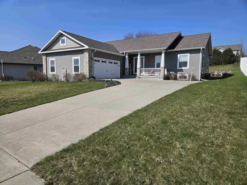 212 Chapel Hill Drive, Johnson Creek, WI 53038