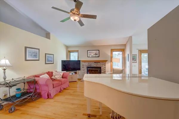 Sun Prairie, WI 53590,670 N Heatherstone Drive