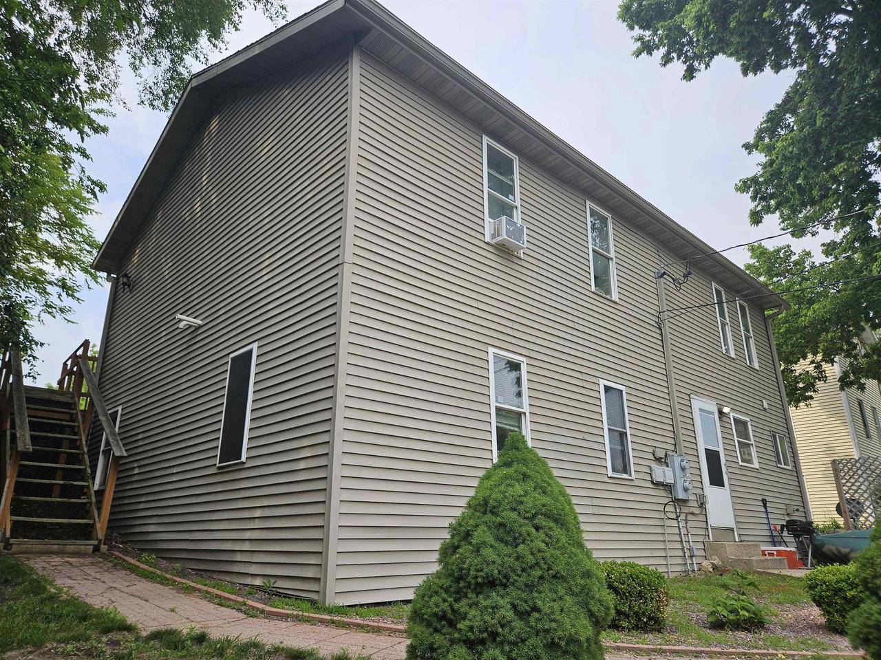 502 E Cook Street, Portage, WI 53901