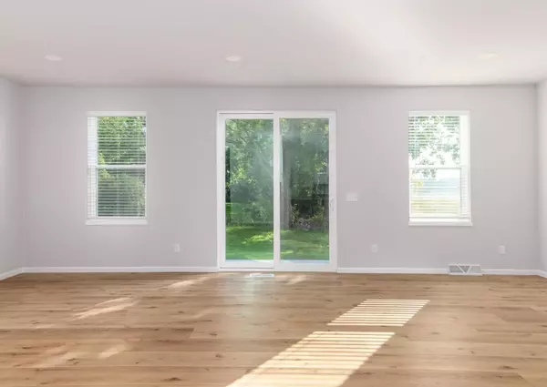 Sun Prairie, WI 53590,1157 Hickory Hills Drive