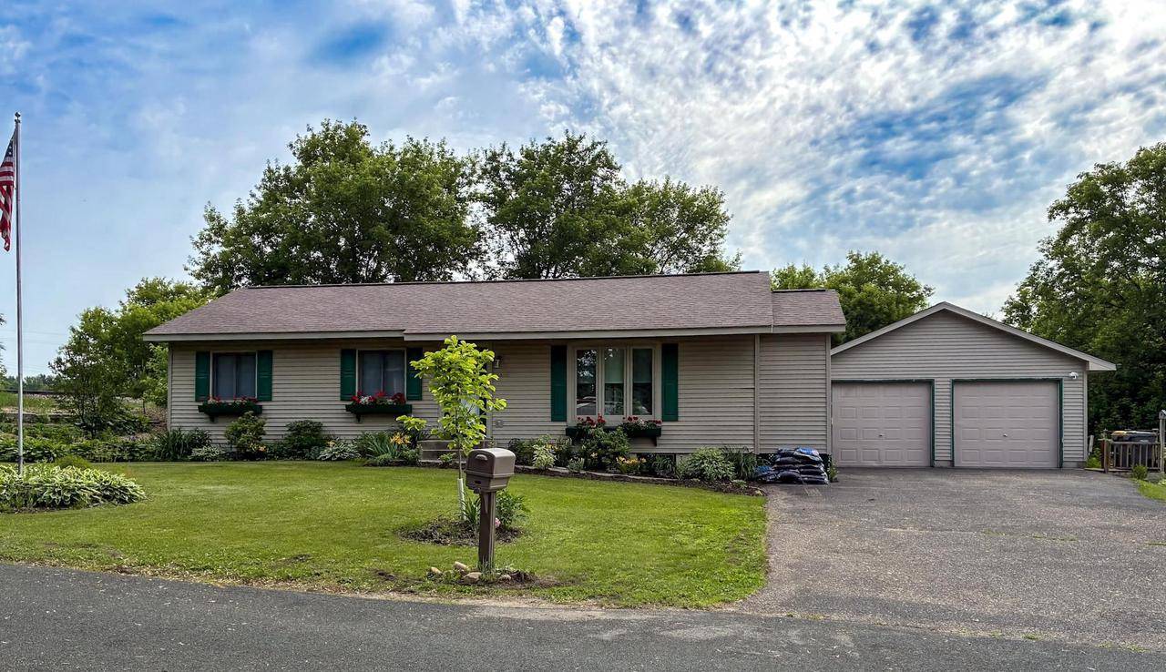 1420 Ridgeway Street, Hammond, WI 54015