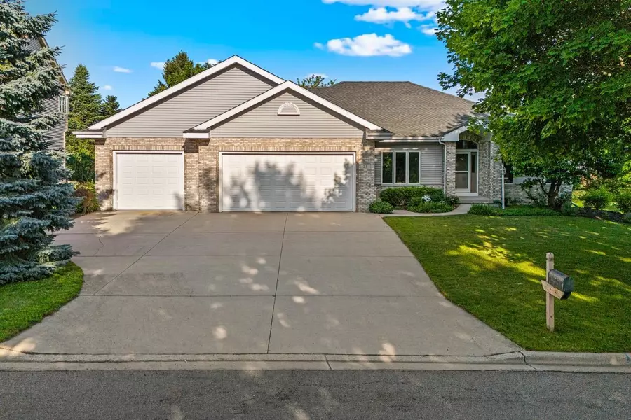 23 Foxglove Circle, Madison, WI 53717