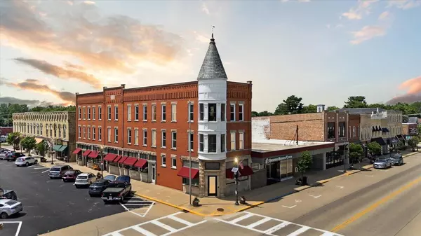 1035 1st Center Avenue, Brodhead, WI 53520