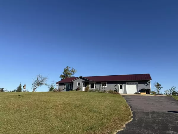 Warrens,warrens, WI 54666,33486 Driftwood Avenue #A