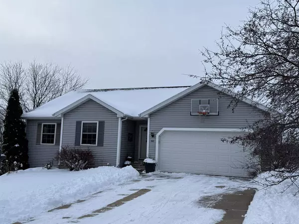 501 Glacier Trail, Mount Horeb, WI 53572