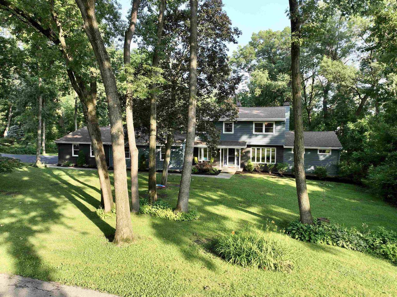 3222 E Danbury Drive, Janesville, WI 53546